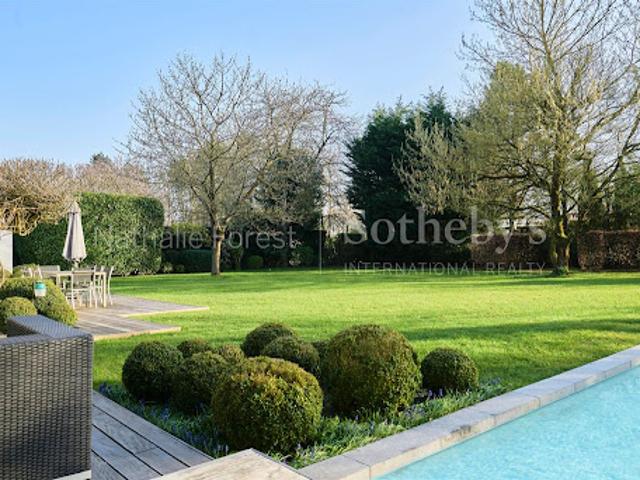 Maison avec piscine et terrasse