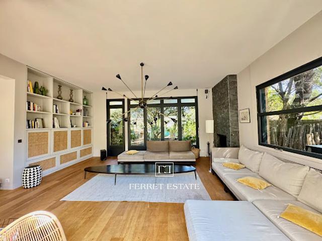 Maison avec piscine et terrasse