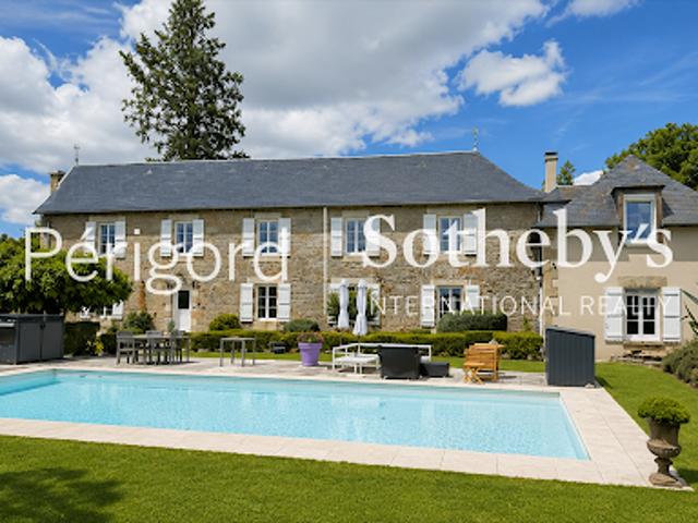 Maison avec piscine et terrasse