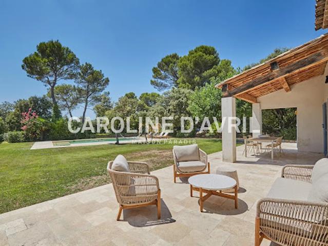 Maison avec piscine et jardin