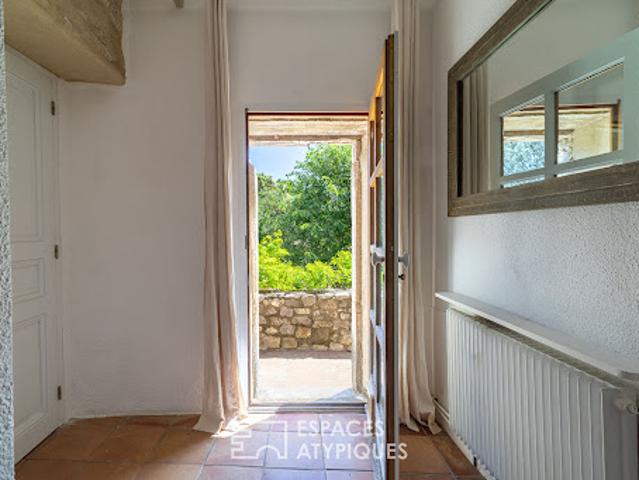 Maison avec piscine et jardin