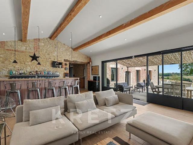 Maison avec piscine et terrasse