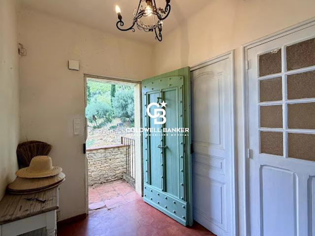 Maison avec piscine en bord de mer