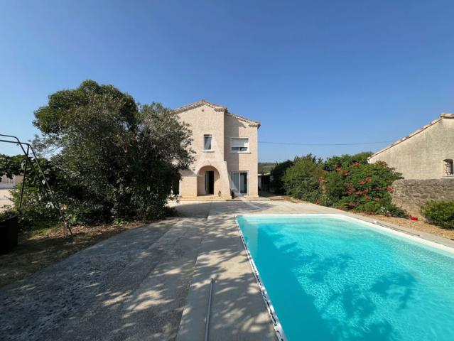 Maison avec piscine, garage et T2 attenant entre Narbonne et Carcassonne