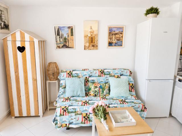Maison avec Piscine Privée à Saint Cyr sur Mer Terrasse, Parking & Vacances en Famille