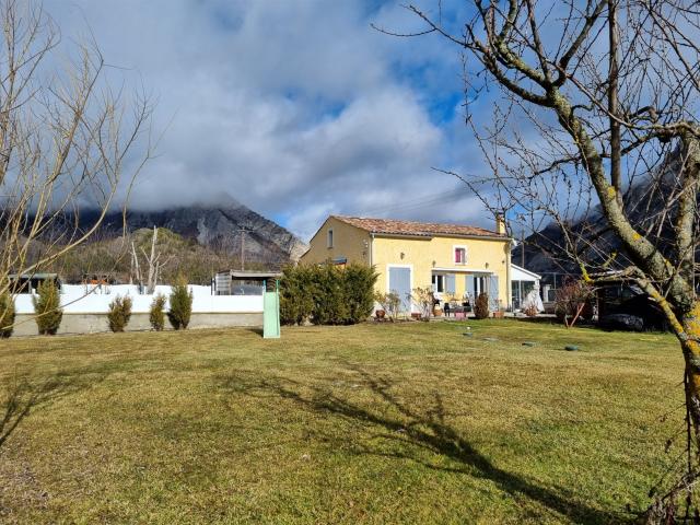 Maison avec piscine 172m² Sisteron