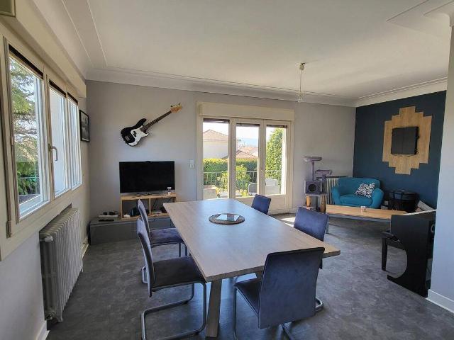 MAISON AVEC PISCINE