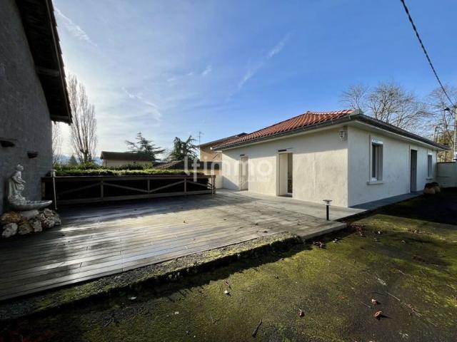Maison avec sous sol complet et ancienne minoterie