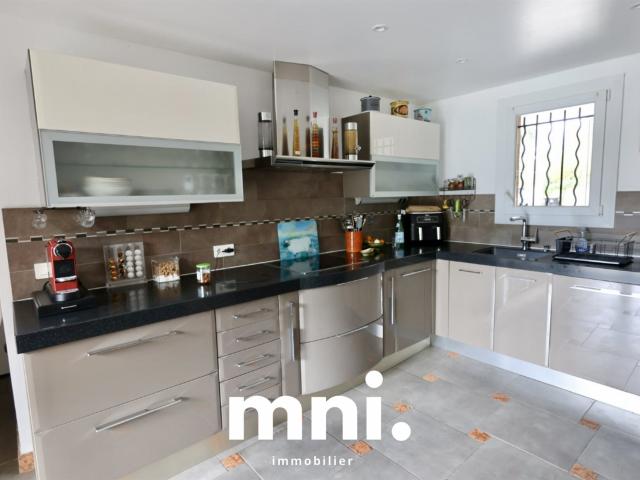Maison avec studio indépendant 168 m2 Terrain 2200 m2 168m² La Seyne sur Mer