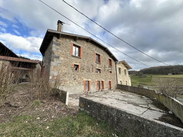 Maison, Aveize
