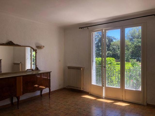 Maison Avignon 7 pièce s 141 m2 212000