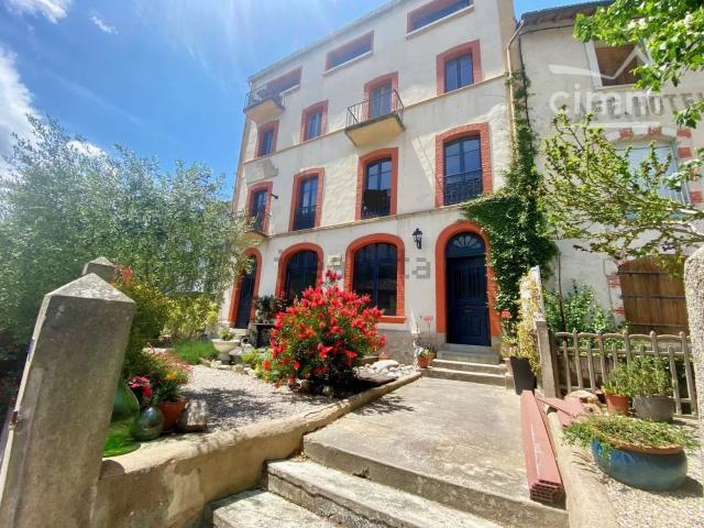 Maison, Axat