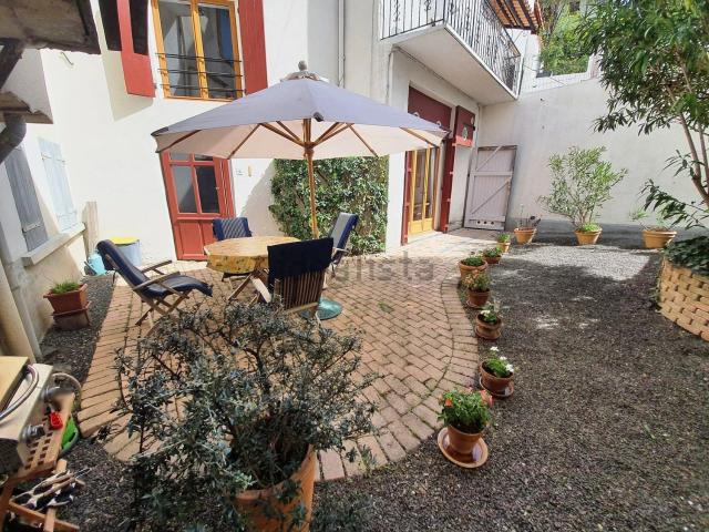 Maison, Axat