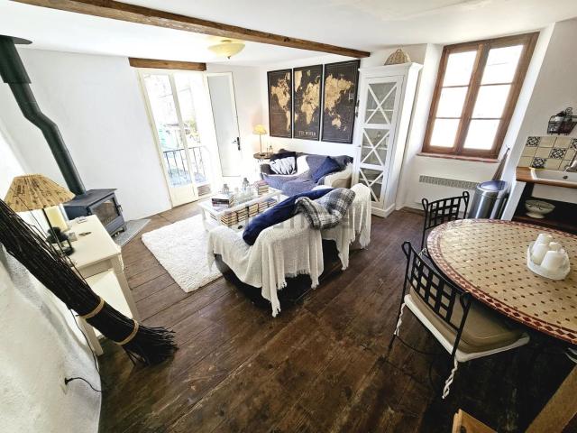 Maison, Axat