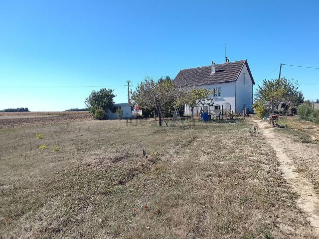 Maison, Azay le Ferron