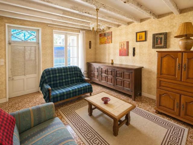 Maison, Azay le Ferron