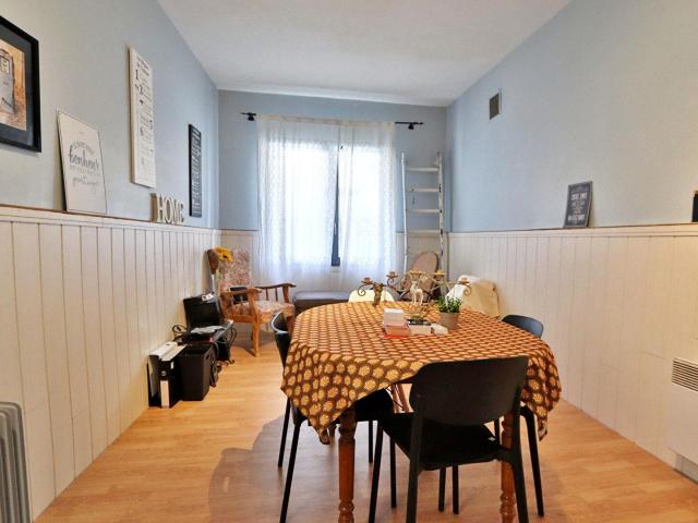 Maison Azillanet 7 pièce s 150m² Azillanet
