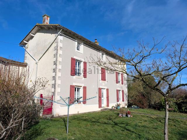 Maison, Bougon
