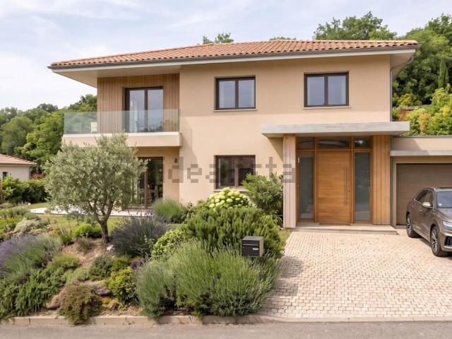 Maison, Bouloc