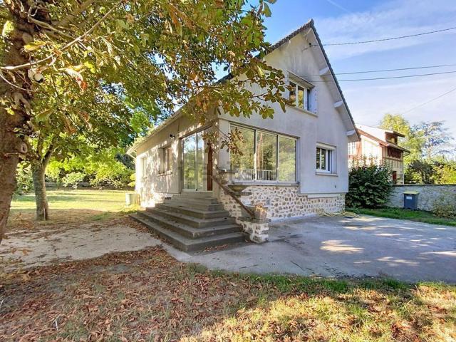 Maison, Boussy Saint Antoine