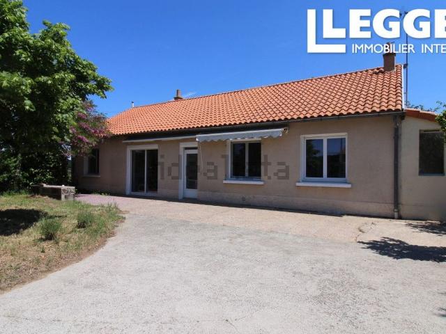 Maison, Bournand