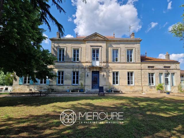Maison, Bourg