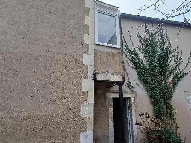 Maison bourg de Thenay 2 pièce s 60 m2
