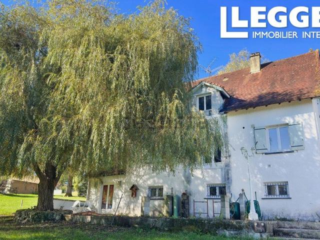 Maison, Bourg du Bost