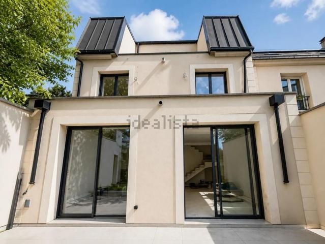 Maison, Bourg la Reine