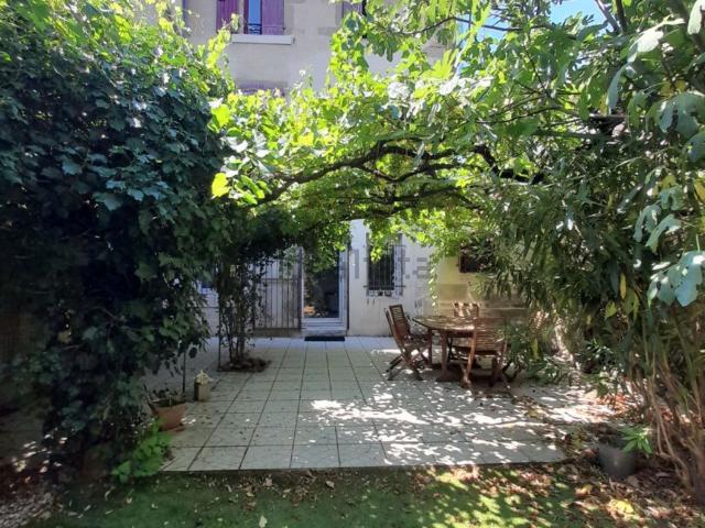 Maison, Bourg lès Valence