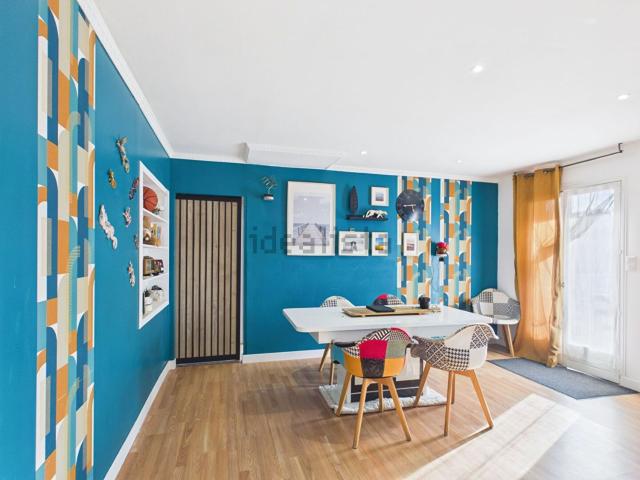 Maison, Bourg lès Valence