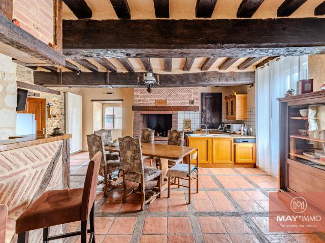 MAISON BOURGEOISE 5 CHAMBRE