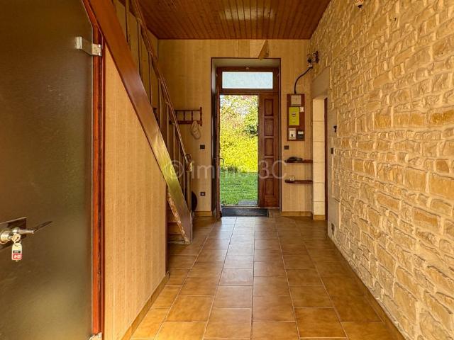 Maison bourgeoise à rénover avec jardin 210m² Aiffres
