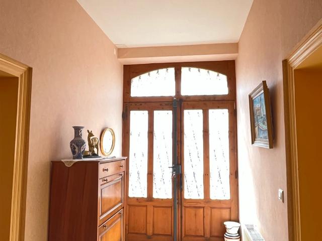Maison bourgeoise de 200 m2 avec jardin et garage 218m² L'Isle Jourdain