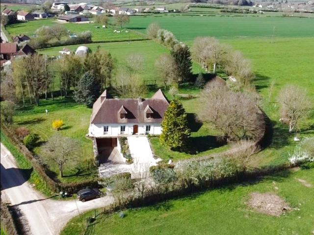 PROPRIETE EN BOURGOGNE mandat 4954