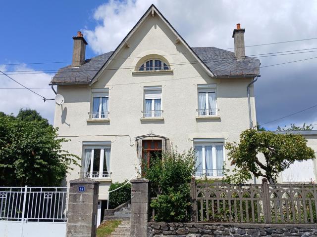 MAISON BOURGEOISE DE VILLE