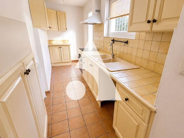 Maison bourgeoise Jonquières 6 pièces 130 m2