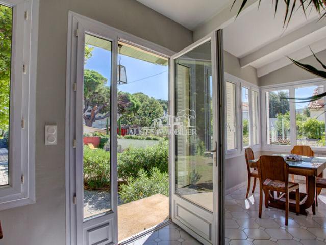 Maison Bourgeoise Marseillaise de 186 m2, jardin, piscine