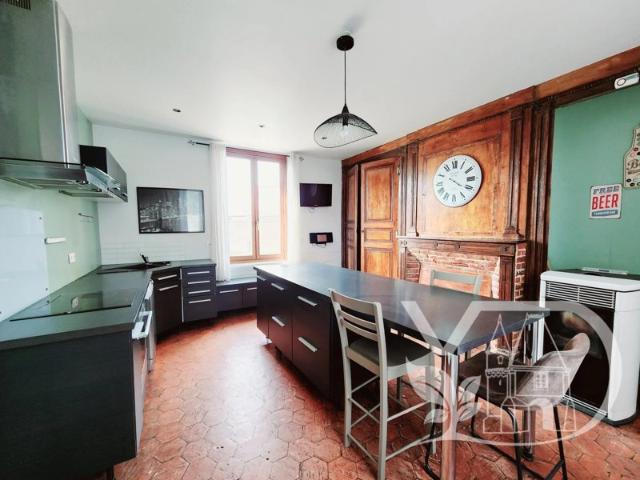 MAISON BOURGEOISE PROCHE BRESLES