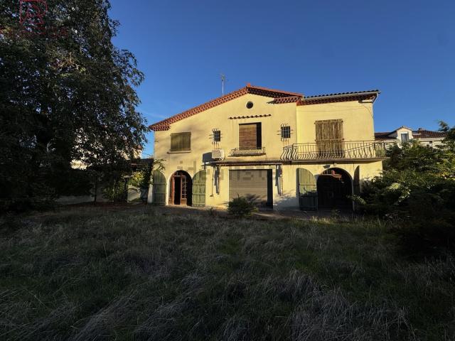 Maison, Bout du Pont de Larn
