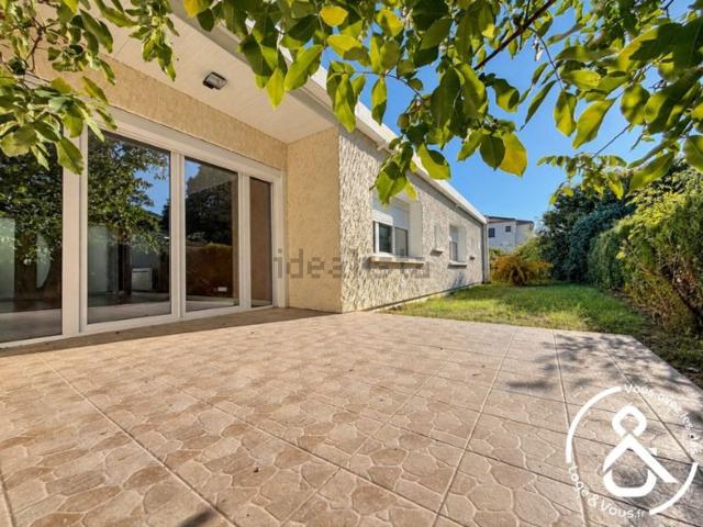 Maison, Bout du Pont de Larn