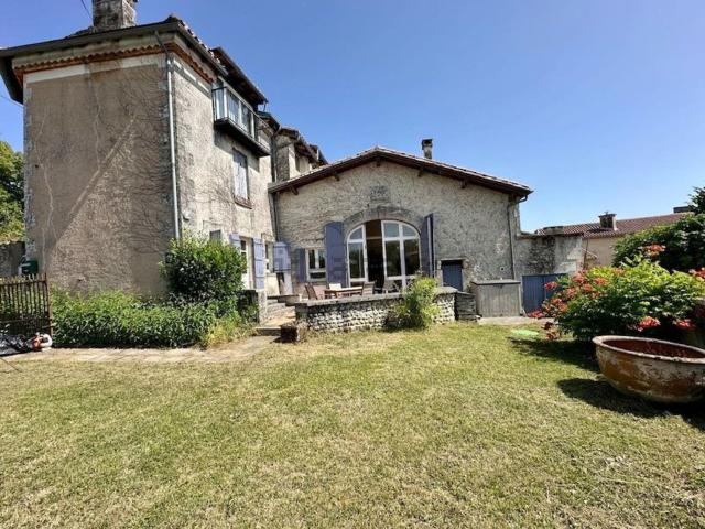Maison, Bouteilles Saint Sébastien