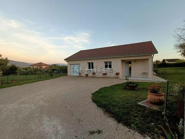 Maison, Bouvesse Quirieu