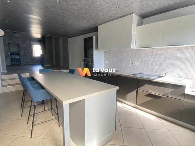 Maison Bouxieres Aux Dames 160 m2, 4 chambres, Studio, garage, jardin