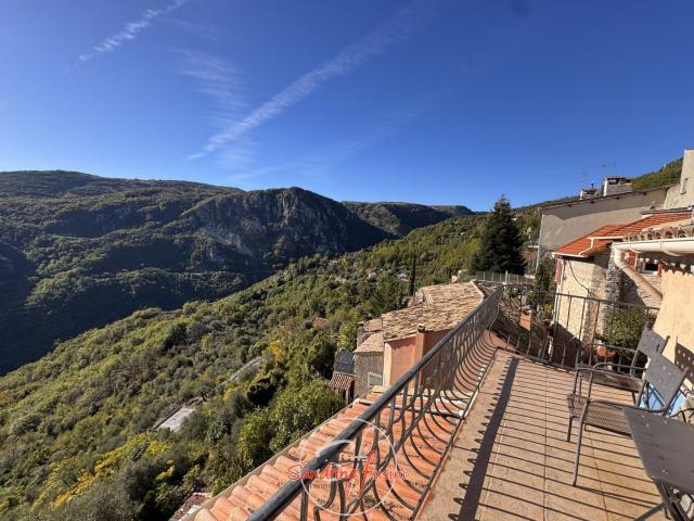 Maison, Bouyon