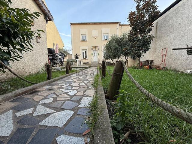 Maison, Bobigny