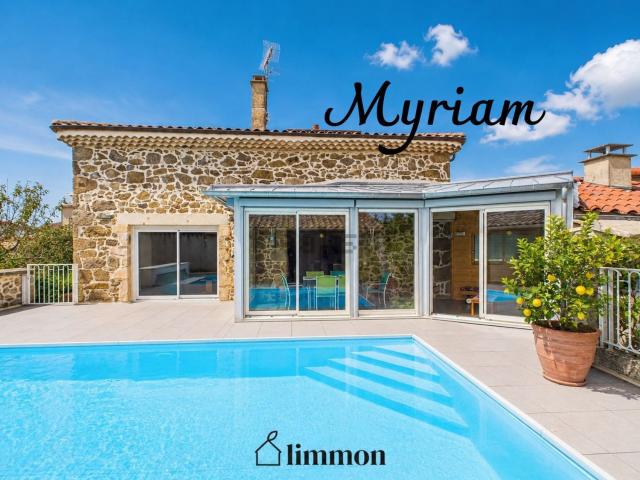 Maison, Bogy
