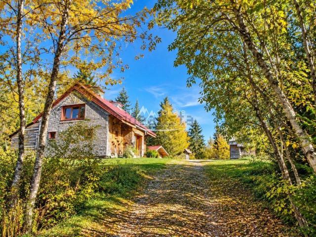 Maison, Bois d&apos Amont