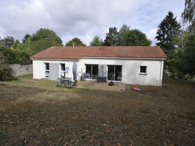 Maison, Boisseuil