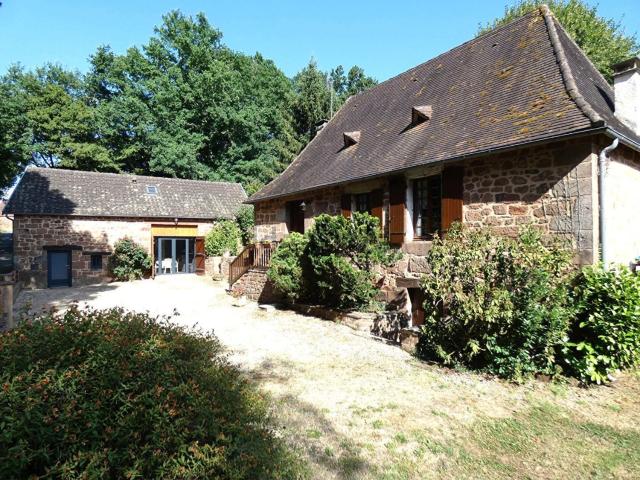 Maison, Boisseuilh